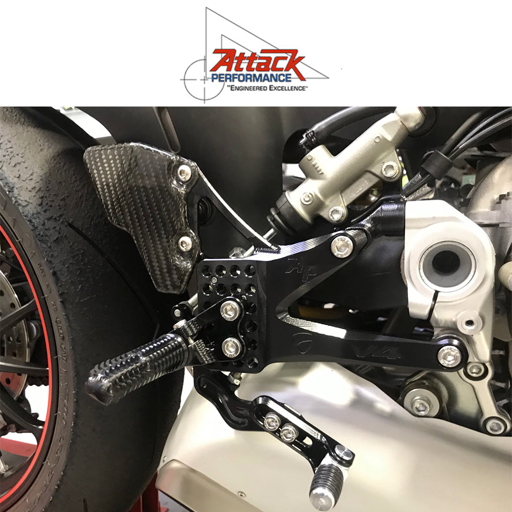 2018-2024年式 ドゥカティ パニガーレV4用 アタックパフォーマンス製リアセット(クリアー) Attack Performance REAR SET KIT, DUCATI V4, 2018 -, CLEAR (消費税、送料込み)