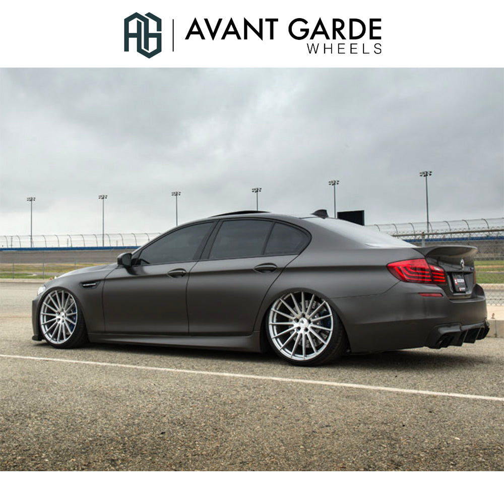 BMW M5用 アバンギャルド M615 22x9J ET 18フロント 22x10.5J ET 25 リア シルバーマシン ホイール4本セット Avant Garde M615 Silver Machine Wheels for BMW M5 (送料無料)
