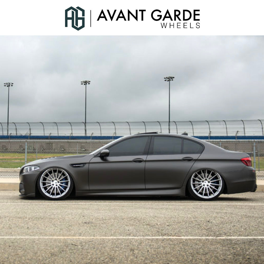 BMW M5用 アバンギャルド M615 22x9J ET 18フロント 22x10.5J ET 25 リア シルバーマシン ホイール4本セット Avant Garde M615 Silver Machine Wheels for BMW M5 (送料無料)
