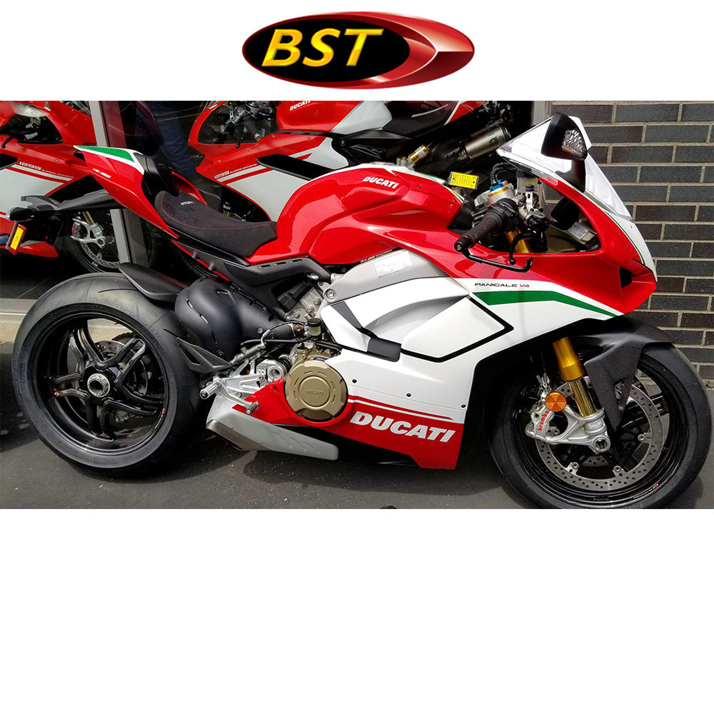 ドゥカティ 1199パニガーレS用 BST Rapid TEK 17 x 6J グロスカーボンファイバー製リアトホイール1本 BST Rapid TEK 17 x 6.0 Rear Wheel - Ducati 1098/R/S / 1199 / 1299 / 1299Rfe / Panigale V4 (18-24) and V2 / Streetfighter V4 and V2 / 1198 (07-12) / SuperSport 939 (送料無料)