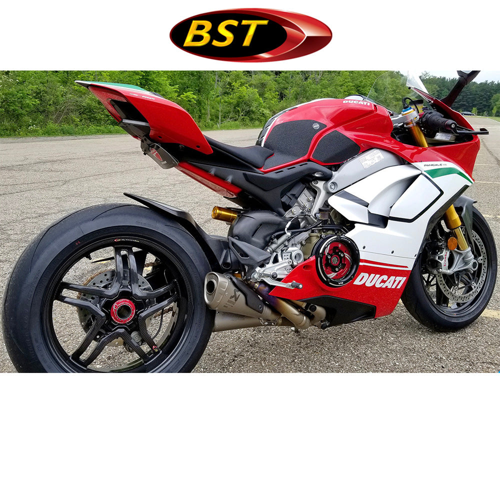 ドゥカティ 1199パニガーレS用 BST Rapid TEK 17 x 6J グロスカーボンファイバー製リアトホイール1本 BST Rapid TEK 17 x 6.0 Rear Wheel - Ducati 1098/R/S / 1199 / 1299 / 1299Rfe / Panigale V4 (18-24) and V2 / Streetfighter V4 and V2 / 1198 (07-12) / SuperSport 939 (送料無料)