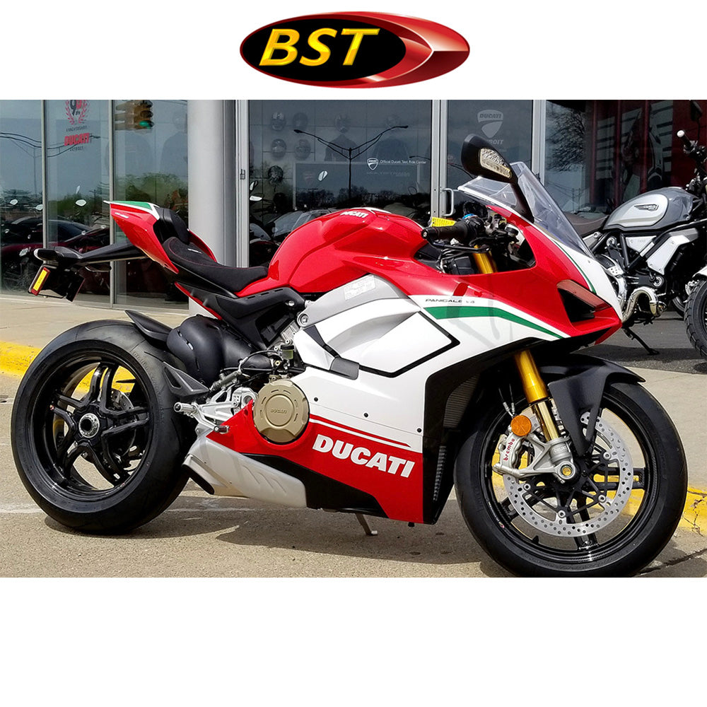 ドゥカティ 1199パニガーレS用 BST Rapid TEK 17 x 6J グロスカーボンファイバー製リアトホイール1本 BST Rapid TEK 17 x 6.0 Rear Wheel - Ducati 1098/R/S / 1199 / 1299 / 1299Rfe / Panigale V4 (18-24) and V2 / Streetfighter V4 and V2 / 1198 (07-12) / SuperSport 939 (送料無料)