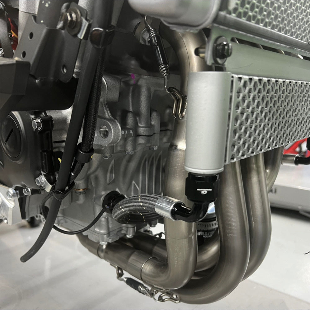 カワサキ Ninja ZX-4RR用 グレイブス モータースポーツ製オイルクーラーキット Kawasaki ZX-4RR ZX-4R Oil Cooler Kit (消費税、送料込み)