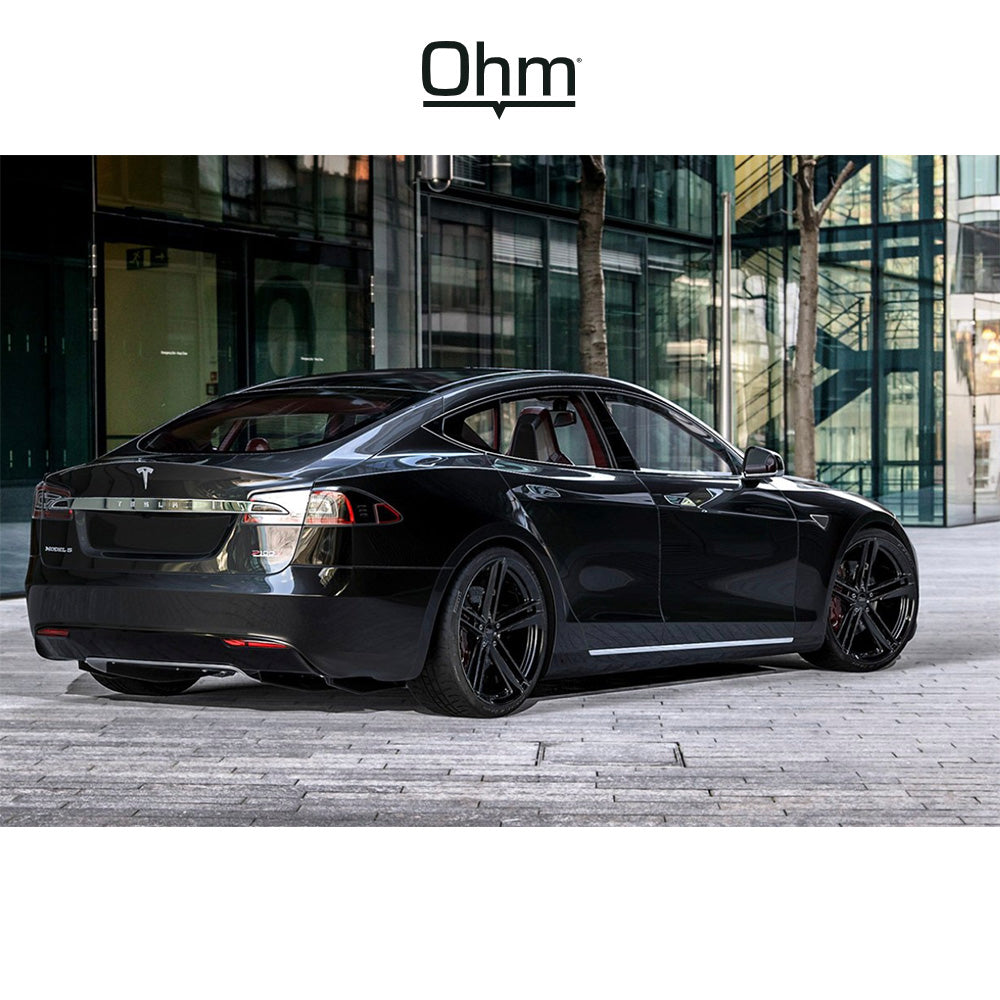 テスラ モデル3 (TESLA Model 3)用 OHM ライトニング 18x8.5J グロスブラック ホイール4本セット OHM Lightning OMLTG 18X8.5 5X120 G-BLK 30MM (送料無料)