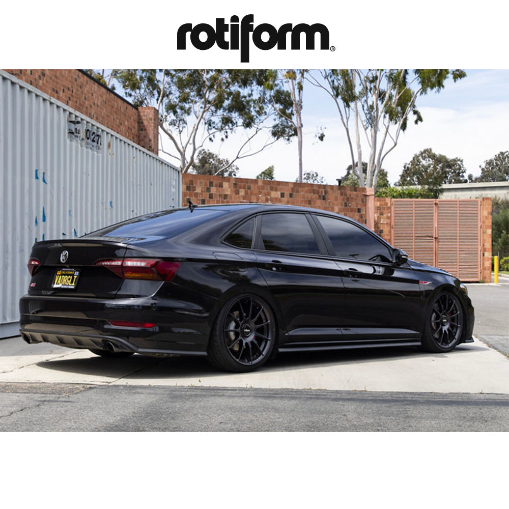 アウディ A4用 ロティフォーム DTM 18x8.5J ET 35 フロント&リア サテンブラック ホイール4本セット Rotiform DTM 18X8.5 5X112/120 72 +35 BD (送料無料)