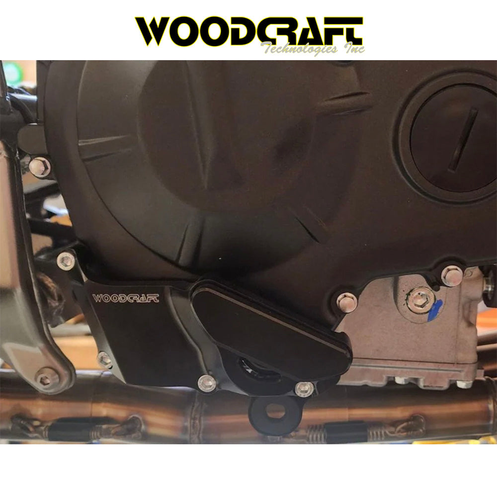 2023-2025年式 カワサキ Ninja ZX-4RR用 ウッドクラフト製クラッチカバープロテクターアセンブリ Woodcraft 60-0137RC Kawasaki ZX-4RR RHS Clutch Cover Protector Assembly (消費税、送料込み)