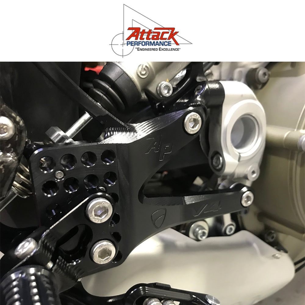 2018-2021年式 ドゥカティ パニガーレＶ４用 アタックパフォーマンス製リアセット(ブラック) REAR SET KIT, DUCATI V4, 2018 -, AERO HARD (消費税、送料込み)