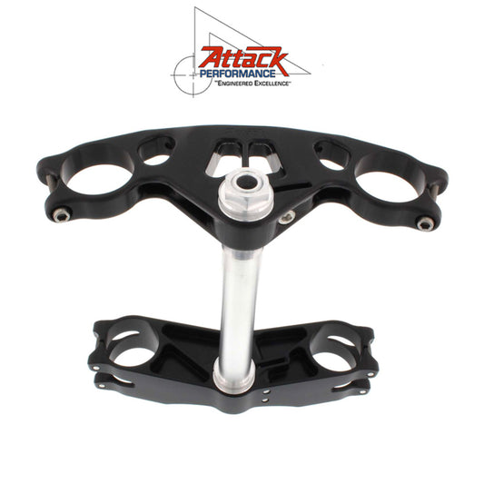 2013-2018年式 ＴＲＩＵＭＰＨ デイトナ ６７５用 アタックパフォーマンス製GPトリプルクランプキット(オーリンズショックアブソーバー用)(ブラック)　Attack Performance TRIPLE CLAMP KIT, GP, TRIUMPH 675R (OHLINS) 11- , BLACK (消費税、送料込み)