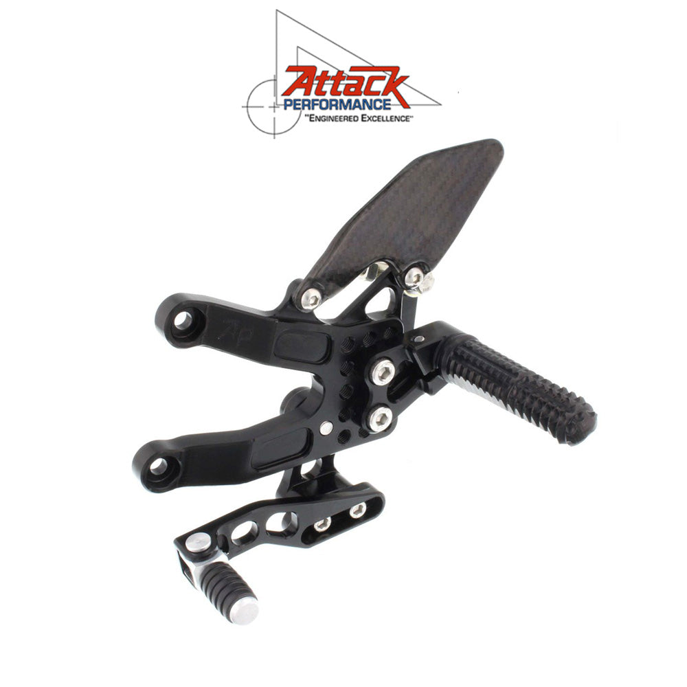 2013-2017年式 ＴＲＩＵＭＰＨ デイトナ ６７５Ｒ用 アタックパフォーマンス製リアセット(ブラック)　Attack Performance REAR SET KIT, TRIUMPH 675 13- , BLACK (消費税、送料込み)