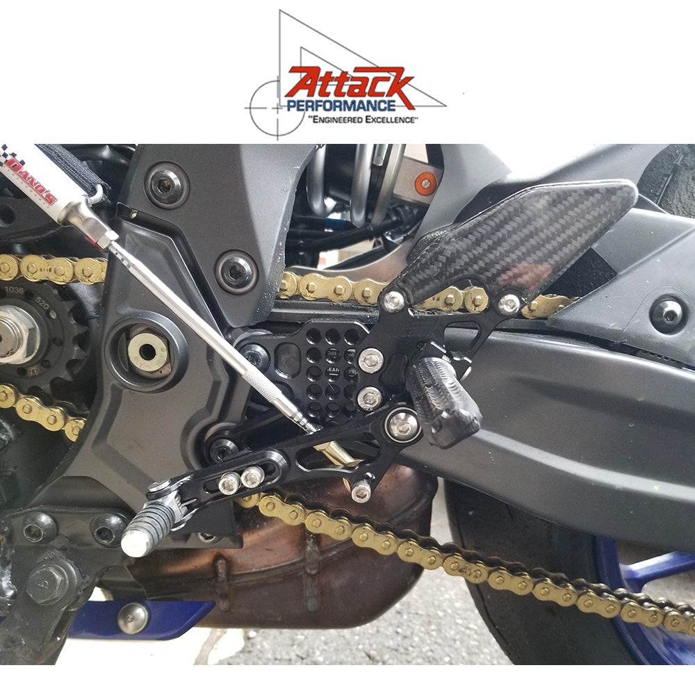 2022-2025年式 ヤマハ ＹＺＦ－Ｒ７用 アタックパフォーマンス製リアセット(ブラック)　Attack Performance REAR SET KIT, YAM R7 2022- , BLACK (消費税、送料込み)
