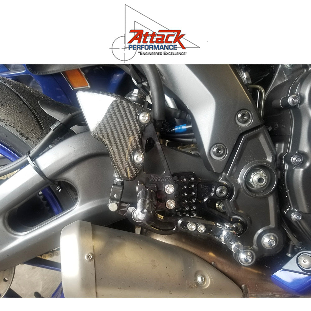 2022-2025年式 ヤマハ ＹＺＦ－Ｒ７用 アタックパフォーマンス製リアセット(ブラック)　Attack Performance REAR SET KIT, YAM R7 2022- , BLACK (消費税、送料込み)