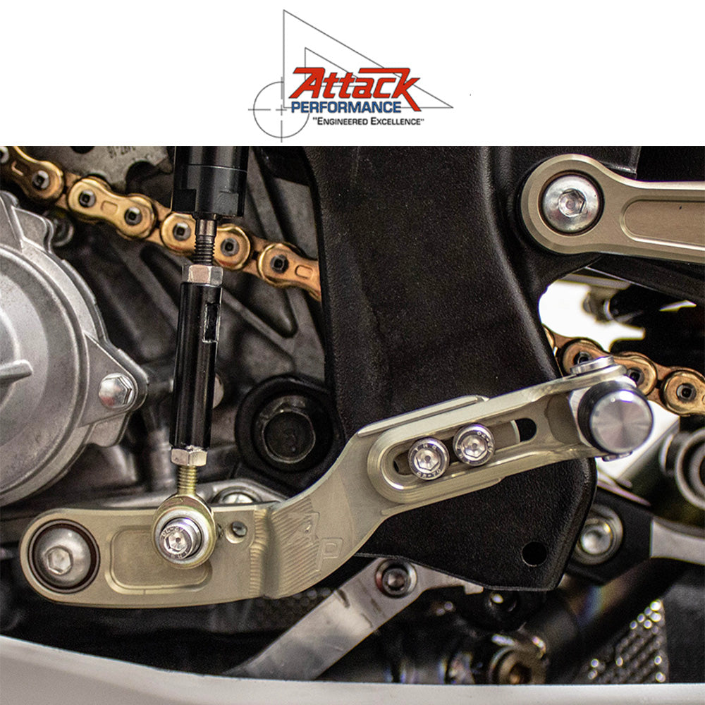 2017-2025年式 スズキ ＧＳＸ－Ｒ１０００Ｒ用 アタックパフォーマンス製リアセット(ブラック)　Attack Performance REAR SET KIT WITH SHIFT LEVER, GSXR1000 17 - , AERO HARD (消費税、送料込み)