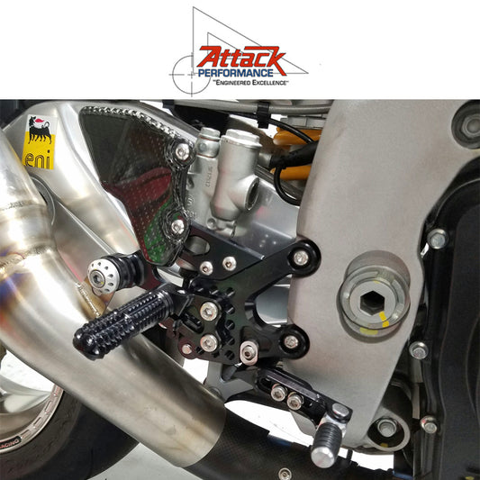 2017-2025年式 アプリリア ＲＳＶ４用 アタックパフォーマンス製リアセット(ブラック)　Attack Performance REAR SET KIT, APRILIA RSV4 17- , TUONO 17- , BLACK (消費税、送料込み)