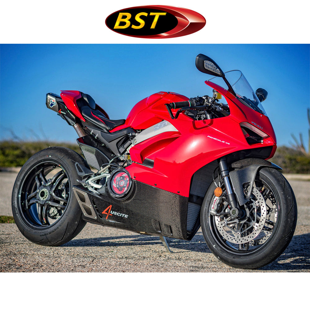 ドゥカティ １１９９パニガーレＳ用 BST Rapid TEK 17 x 6J グロスカーボンファイバー製リアトホイール１本　BST Rapid TEK 17 x 6.0 Rear Wheel - Ducati 1098/R/S / 1199 / 1299 / 1299Rfe / Panigale V4 (18-24) and V2 / Streetfighter V4 and V2 / 1198 (07-12) / SuperSport 939 (送料無料)