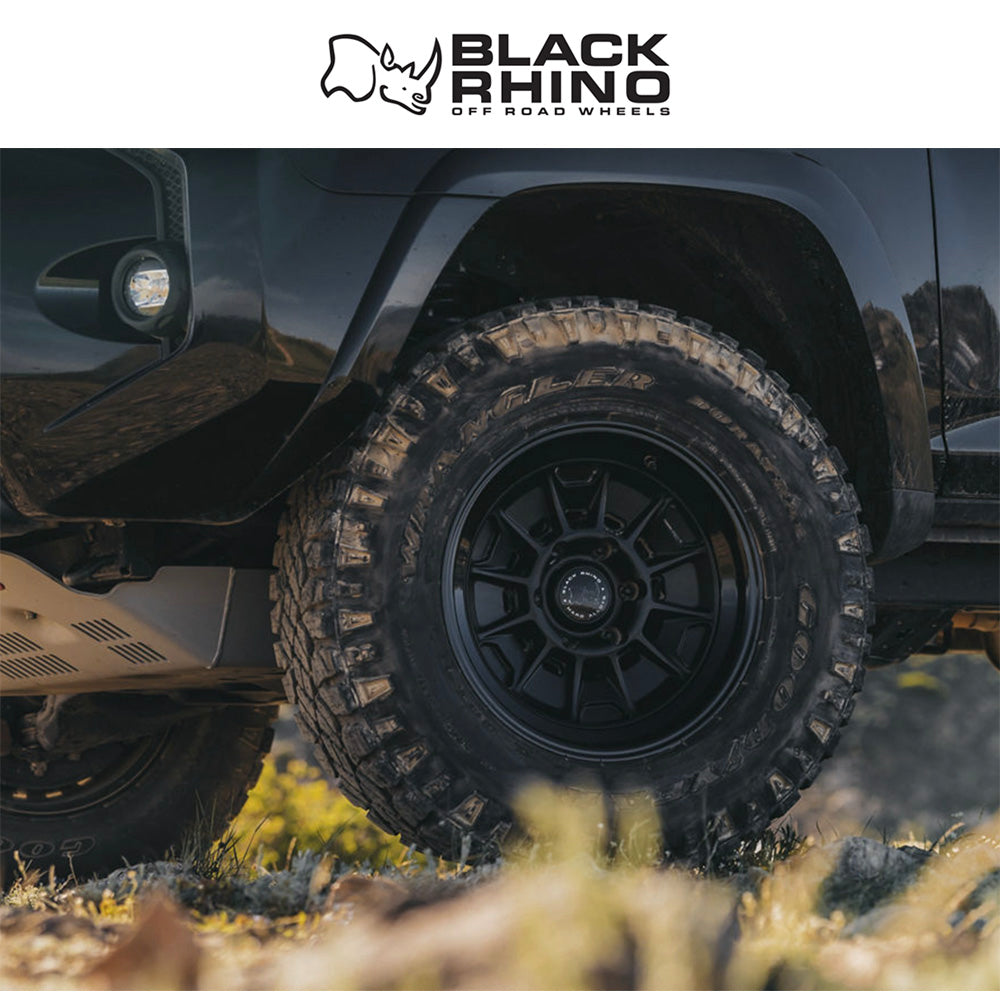 トヨタ ランドクルーザー用ブラックライノ モンド 17x8.5J ET 20 フロント、リア マットブラック／グロスブラックリップ ホイール４本セット　Black Rhino MONDO 17X8.5 6X5.5 106 +20 M-BLK GB-LP (消費税、送料込み)
