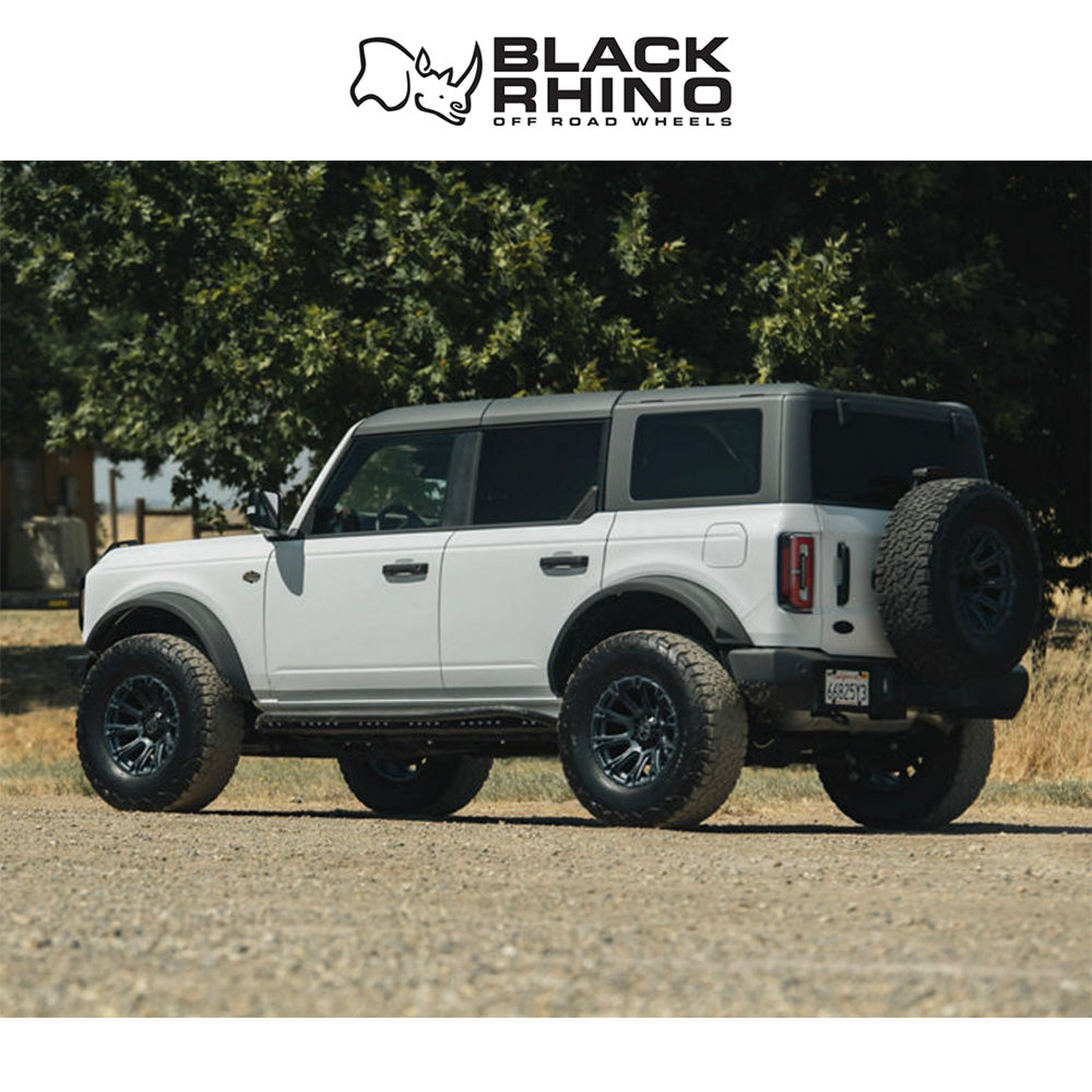 トヨタ ランドクルーザー用ブラックライノ ダイアモンドバック 17x8.5J ET 25 フロント、リア メタリックブルー ホイール４本セット　Black Rhino DIAMONDBACK 17X8.5 6X5.5 106 +25 MTL-BLU (消費税、送料込み)