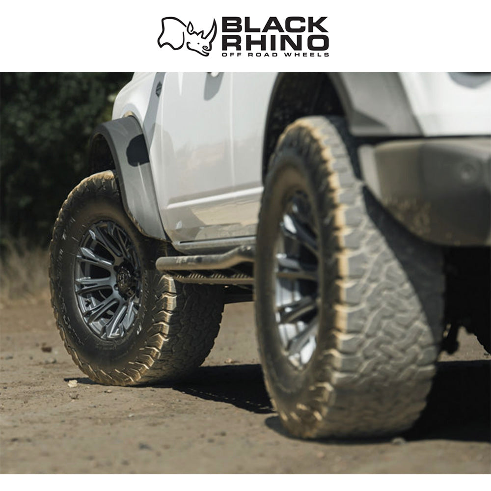 トヨタ ランドクルーザー用ブラックライノ ダイアモンドバック 17x8.5J ET 25 フロント、リア メタリックブルー ホイール４本セット　Black Rhino DIAMONDBACK 17X8.5 6X5.5 106 +25 MTL-BLU (消費税、送料込み)