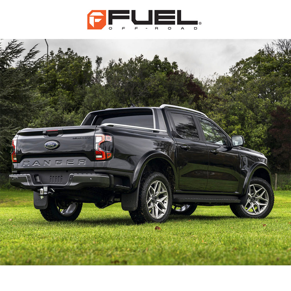 トヨタ ランドクルーザー用  フューエル フラックス 18x9J ET 20 フロント、リア プラチナム ホイール４本セット　Fuel FLUX 18X9 6X5.5 106 +20 PLTNM (消費税、送料込み)