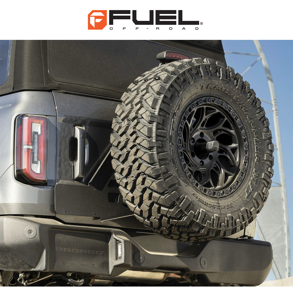 トヨタ ランドクルーザー用 フューエル ランナー OR 20x9J ET 20 フロント、リア ブラックアウト ホイール４本セット　Fuel RUNNER OR 20X9 6X5.5 106 +20 BD (消費税、送料込み)