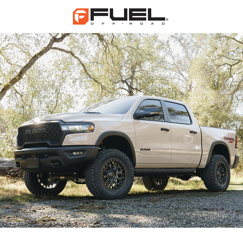 トヨタ ランドクルーザー用 フューエル タロン 20x9J ET 20 フロント、リア ブラックアウト ホイール４本セット　Fuel TALON 20X9 6X5.5 106 +20 BLK-OUT (消費税、送料込み)