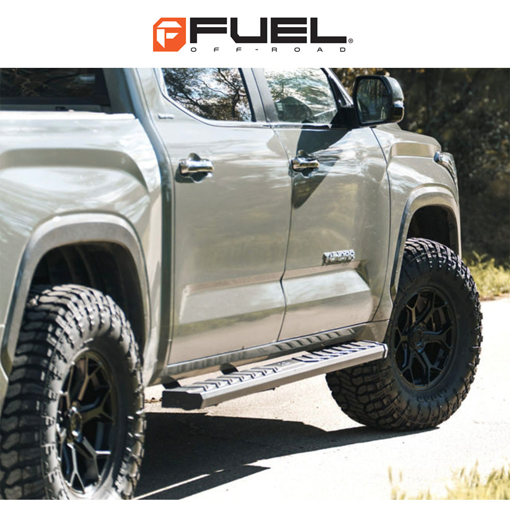 トヨタ ランドクルーザー用 フューエル スプライサー 17x8.5J ET 25 フロント、リア ブラックアウト フローフォームホイール４本セット　Fuel SPLICER 17X8.5 6X5.5 106 +25 BLK-OUT (消費税、送料込み)