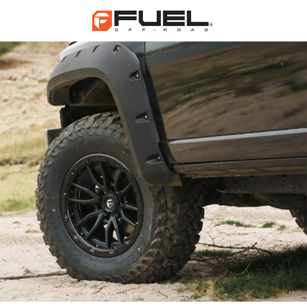 トヨタ ランドクルーザー用 フューエル レベル 18x9J ET 20 フロント、リア マットブラック ホイール４本セット (消費税、送料込み)