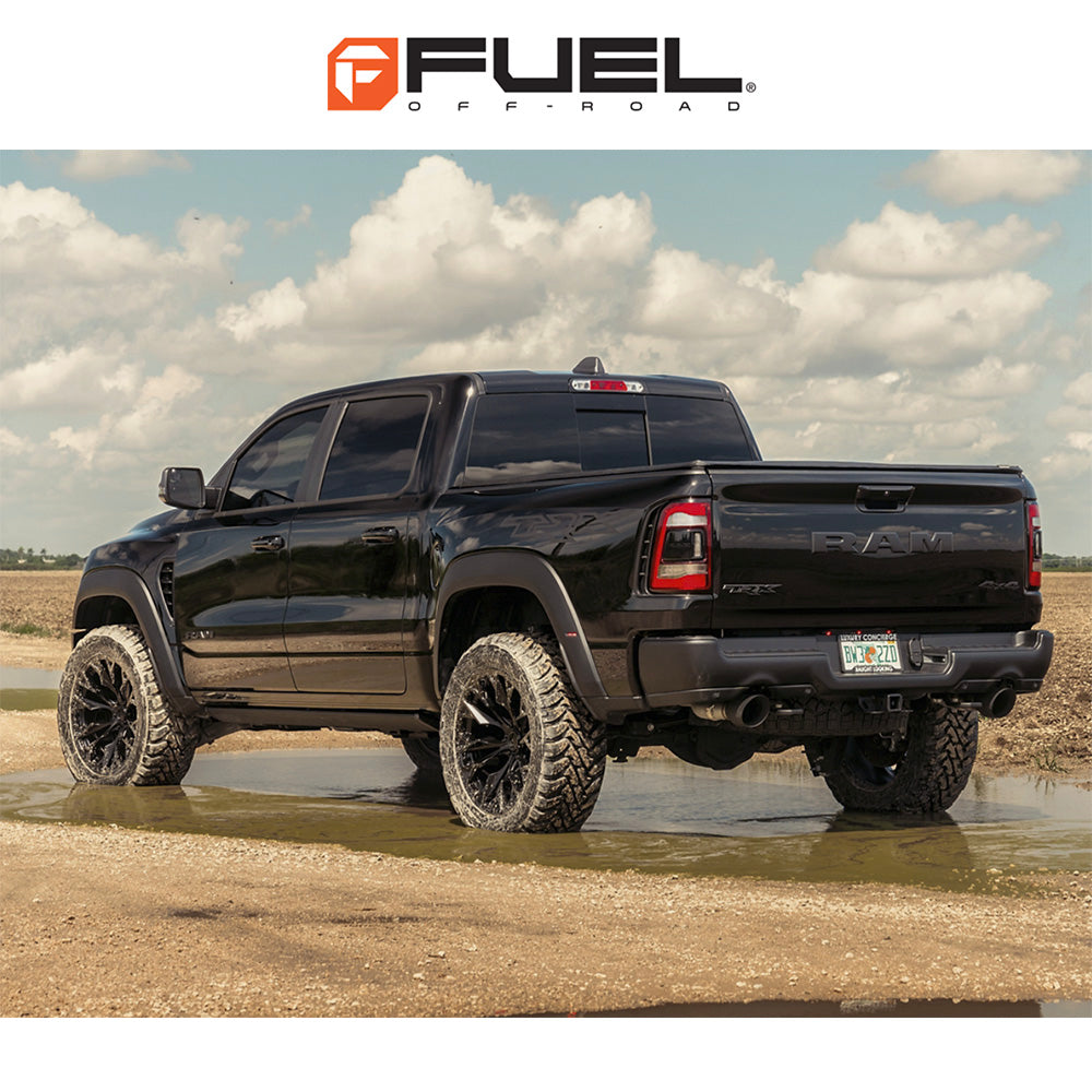トヨタ ランドクルーザー用 フューエル フレイム 20x9J ET 20 フロント、リア ブラックアウト ホイール４本セット　Fuel FLAME 20X9 6X5.5 106 BD +20 (消費税、送料込み)