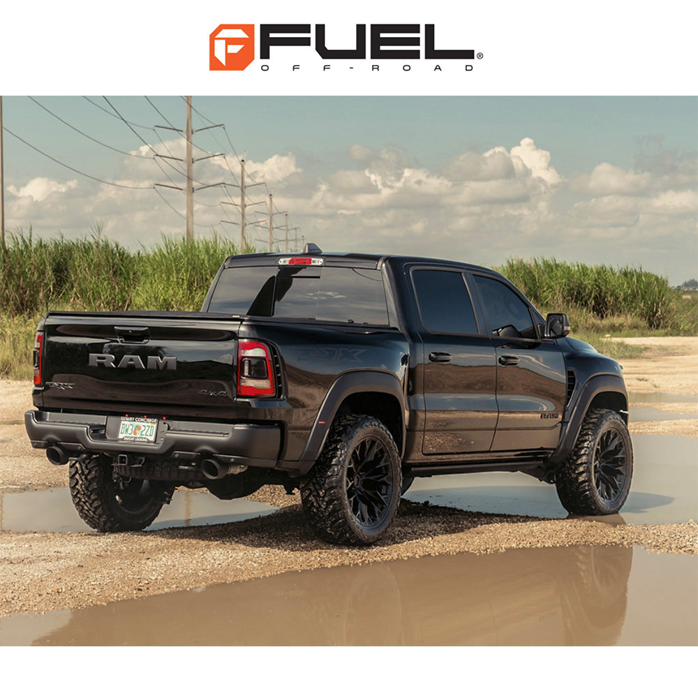 トヨタ ランドクルーザー用 フューエル フレイム 20x9J ET 20 フロント、リア ブラックアウト ホイール４本セット　Fuel FLAME 20X9 6X5.5 106 BD +20 (消費税、送料込み)