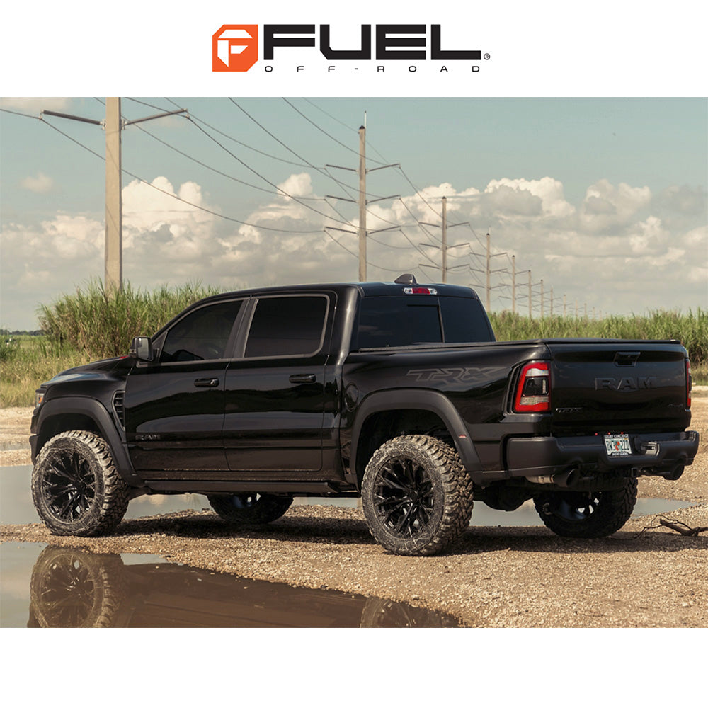 トヨタ ランドクルーザー用 フューエル フレイム 20x9J ET 20 フロント、リア ブラックアウト ホイール４本セット　Fuel FLAME 20X9 6X5.5 106 BD +20 (消費税、送料込み)
