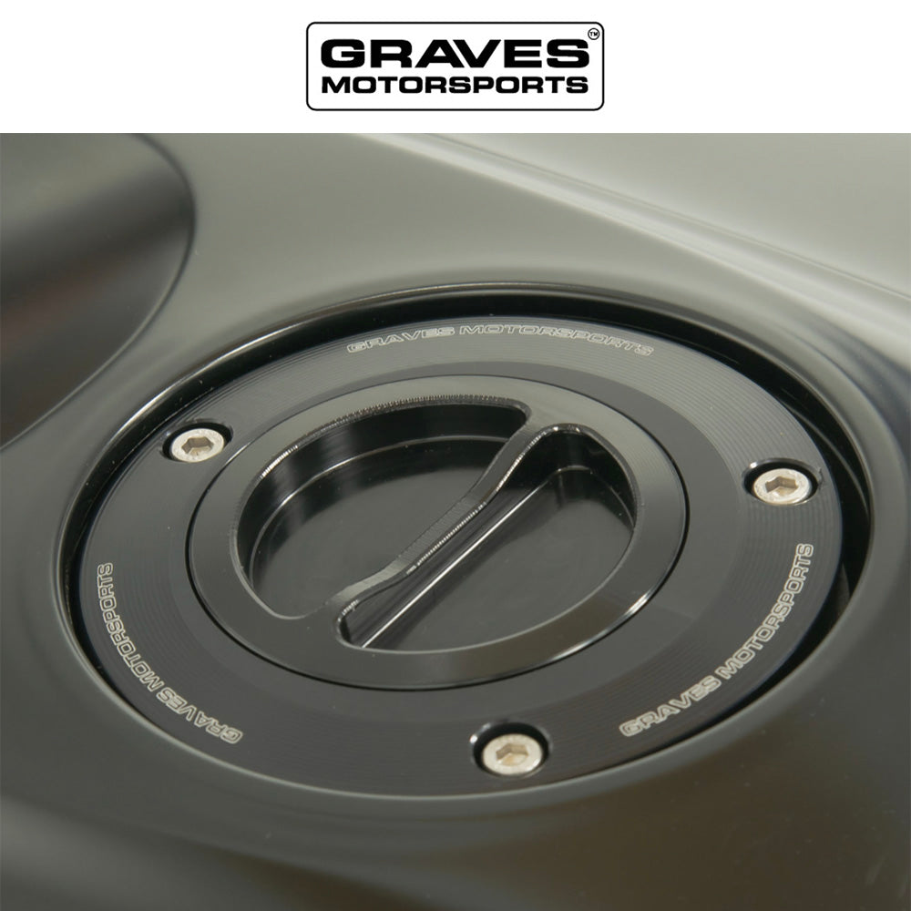 2025年式以降 ヤマハ YZF-R9用 グレイブス モータースポーツ製ツイストオン/オフ式ガソリンキャップ　Graves Motorsports Yamaha Gas Cap - Multi Fitment (消費税、送料込み)