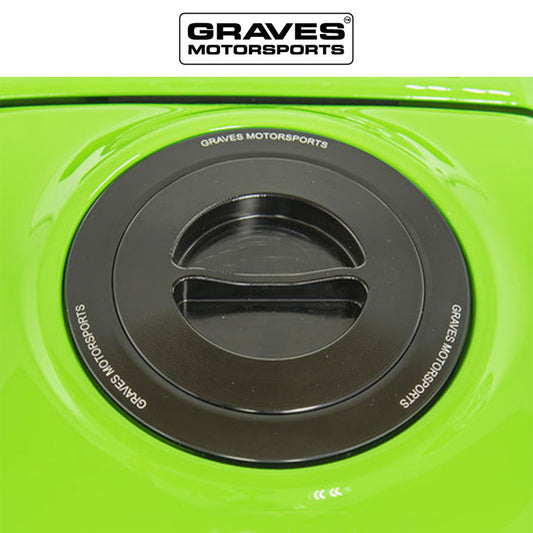 2023-2025年式 カワサキ Ｎｉｎｊａ　６５０用 グレイブス モータースポーツ製ツイストオン/オフ式ガソリンキャップ　Graves Motorsports Kawasaki Gas Cap - Multi Fitment (消費税、送料込み)