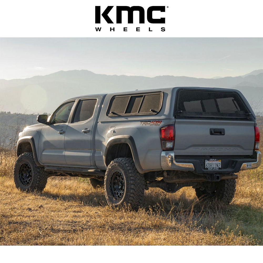 トヨタ ランドクルーザー用 KMC トレック 17x8J ET 20 フロント、リア サテンブラック グレーティント ホイール４本セット　KMC KM545 17X8 6X5.5 S-BLK GTCC 20MM (消費税、送料込み)