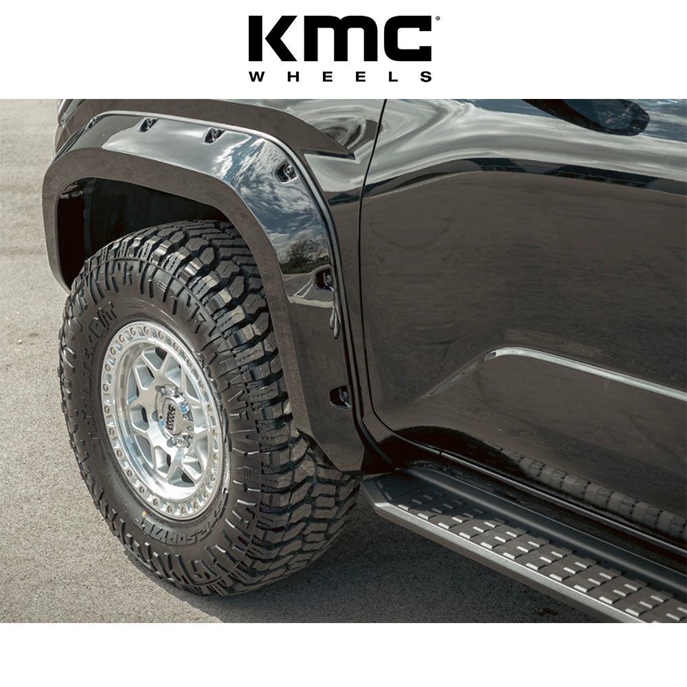 トヨタ ランドクルーザー用 KMC トルクス 17x8.5J ET 25 フロント、リア グロスシルバーマシンドフェイス ホイール４本セット　KMC TORX 17X8.5 6X5.5 106 +25 G-SLV MACH-FC (消費税、送料込み)