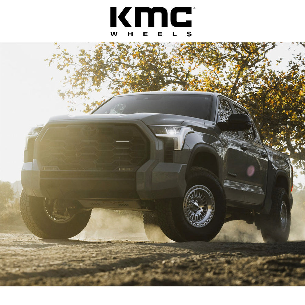 トヨタ ランドクルーザー用 KMC アステカ 17x8.5J ET 25 フロント、リア グロスシルバーマシンドフェイス ホイール４本セット　KMC AZTEC 17X8.5 6X5.5 106 +25 G-SLV-MCH (消費税、送料込み)