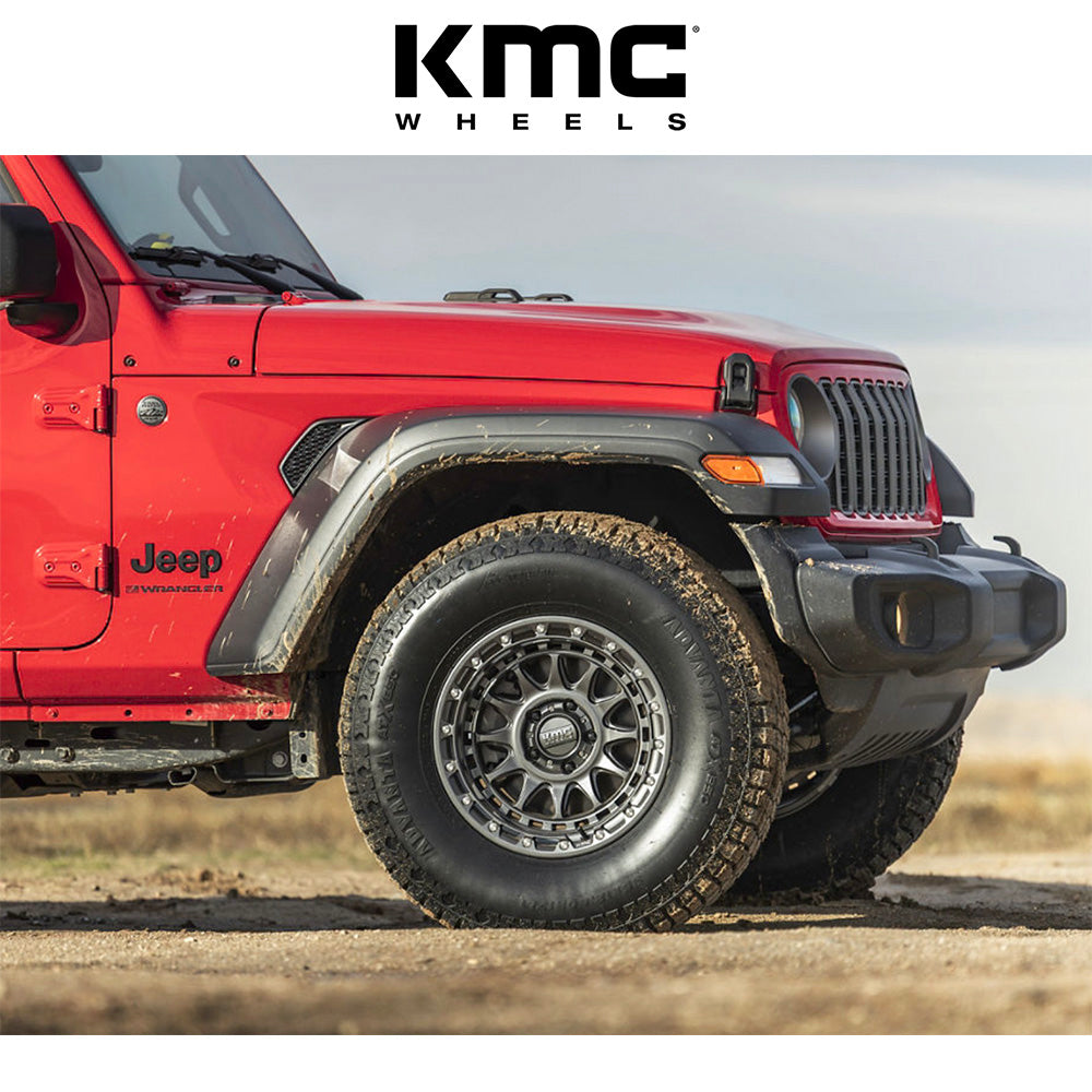 トヨタ ランドクルーザー用 KMC クラクス 17x8.5J ET 25 フロント、リア グロスガンメタル ホイール４本セット　KMC CRUX 17X8.5 6X5.5 106 +25 G-GNMTL (消費税、送料込み)