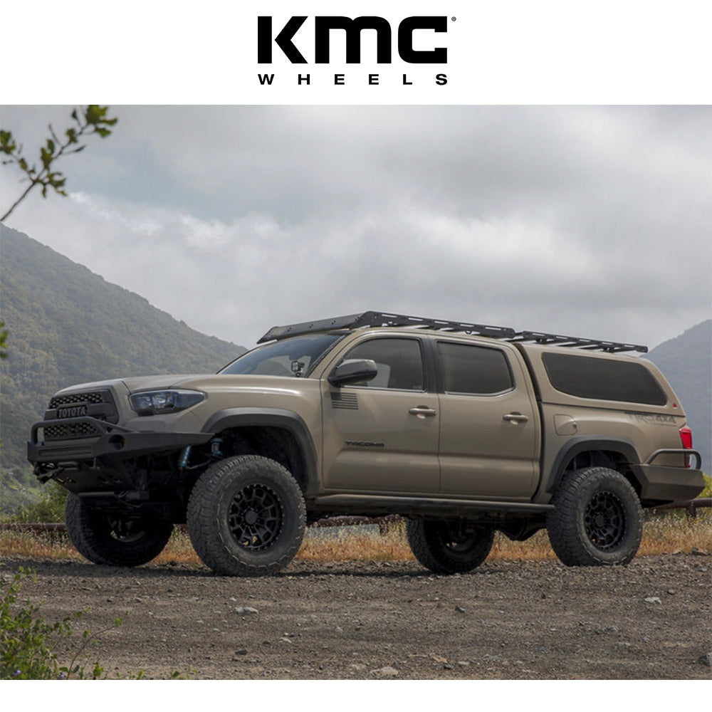 トヨタ ランドクルーザー用 KMC サミット 17x8.5J ET 18 フロント、リア サテンブラック ホイール４本セット　KMC KM718 17X8.5 6X5.5 S-BLK 18MM (消費税、送料込み)