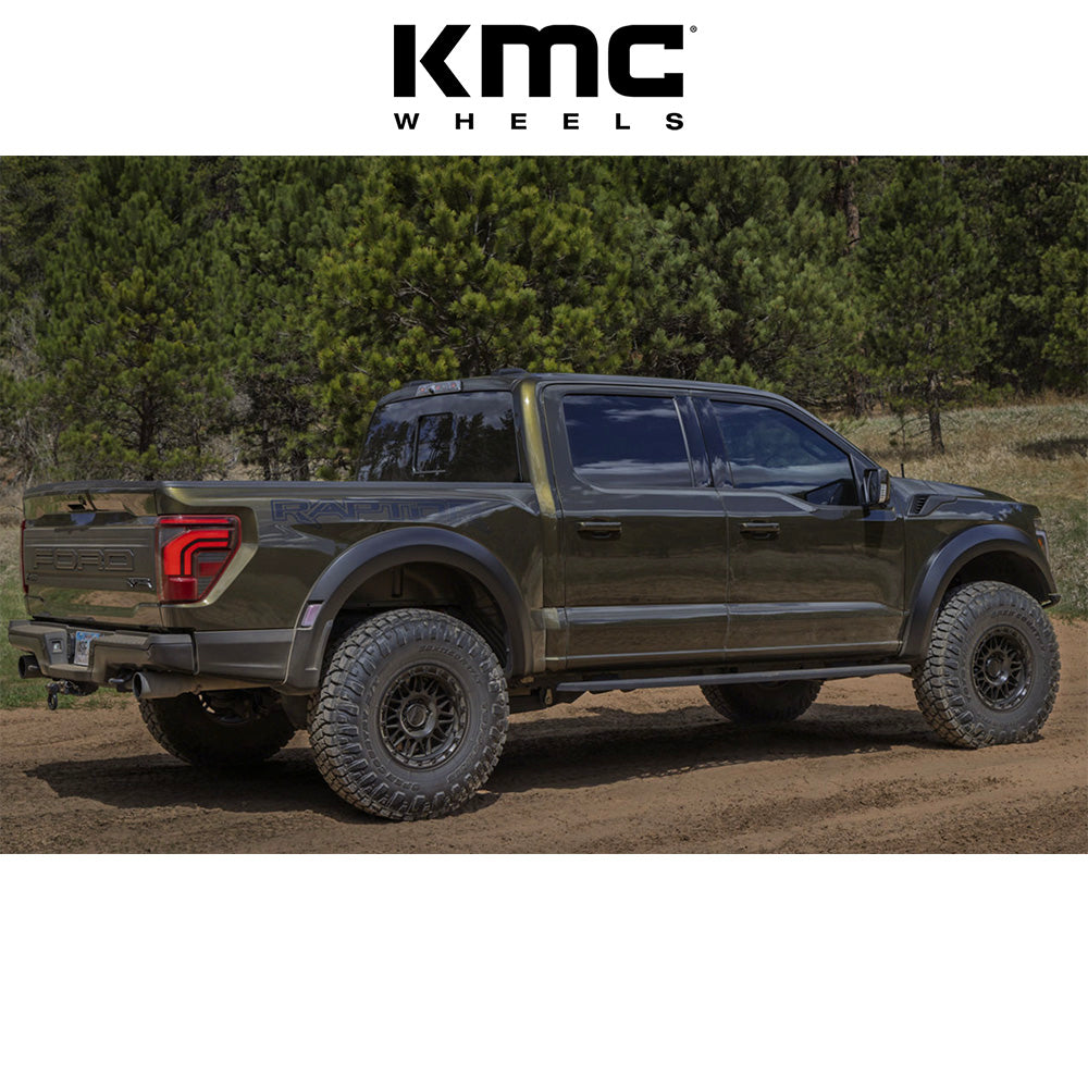 トヨタ ランドクルーザー用 KMC アタック 17x8.5J ET 25 フロント、リア マットブラック ホイール４本セット　KMC ATTACK 17X8.5 6X5.5 106 +25 M-BLK (消費税、送料込み)