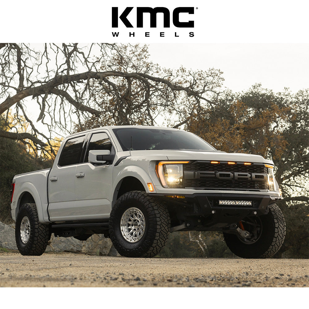 トヨタ ランドクルーザー用 KMC クラクス 17x8.5J ET 25 フロント、リア グロスシルバーマシンフェイス ホイール４本セット　KMC CRUX 17X8.5 6X5.5 106 +25 G-SLV-MCH-FC (消費税、送料込み)
