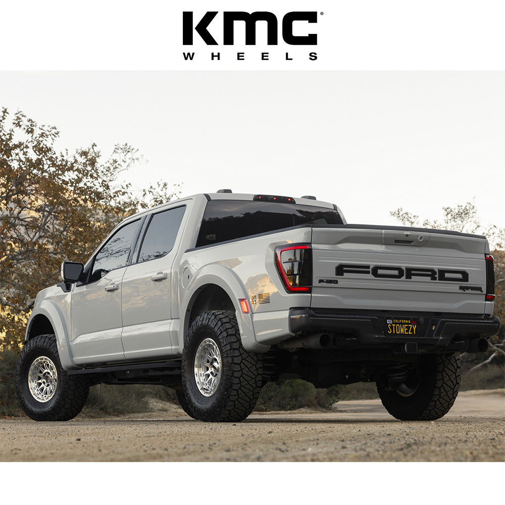 トヨタ ランドクルーザー用 KMC クラクス 17x8.5J ET 25 フロント、リア グロスシルバーマシンフェイス ホイール４本セット　KMC CRUX 17X8.5 6X5.5 106 +25 G-SLV-MCH-FC (消費税、送料込み)