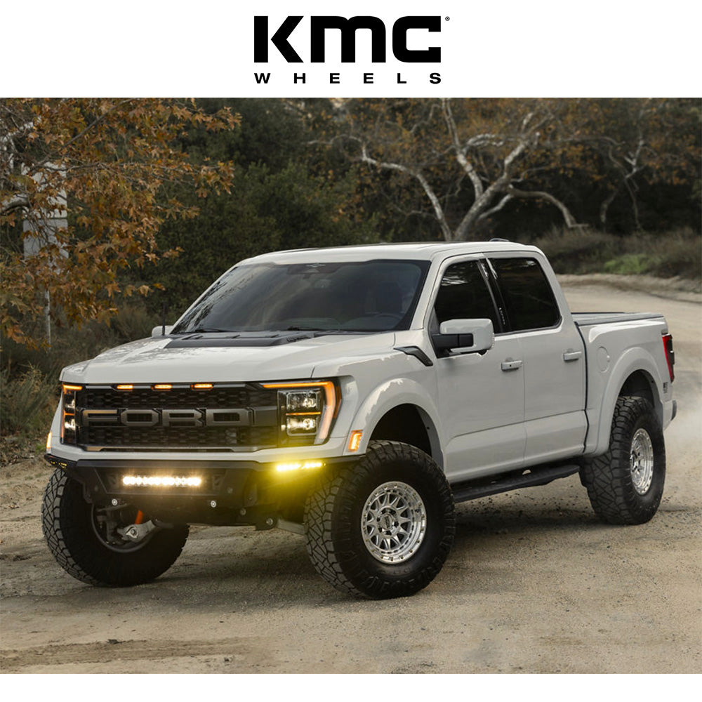 トヨタ ランドクルーザー用 KMC クラクス 17x8.5J ET 25 フロント、リア グロスシルバーマシンフェイス ホイール４本セット　KMC CRUX 17X8.5 6X5.5 106 +25 G-SLV-MCH-FC (消費税、送料込み)