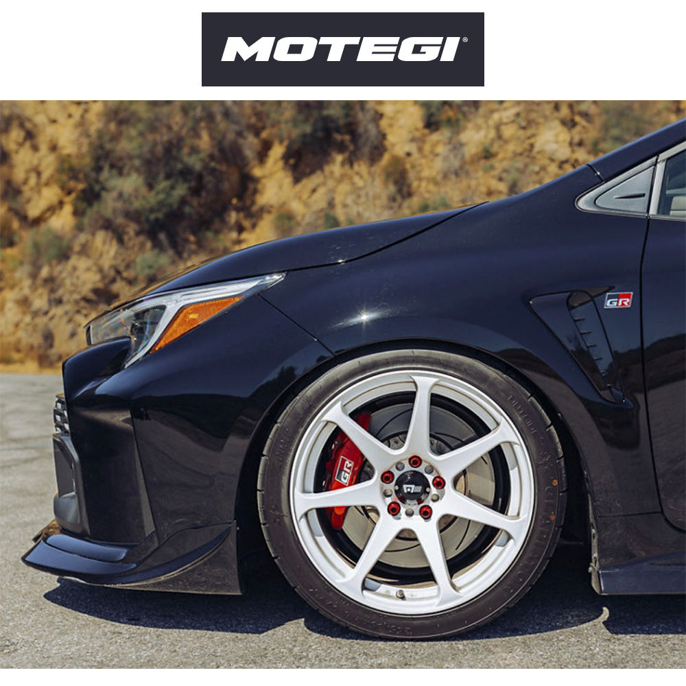 トヨタ ＧＲカローラ用 モテギ バトル 18x8J ET 30 ホワイト ホイール４本セット Motegi BATTLE 18X8 5X4.5 72 +30 WHITE (消費税、送料込み)