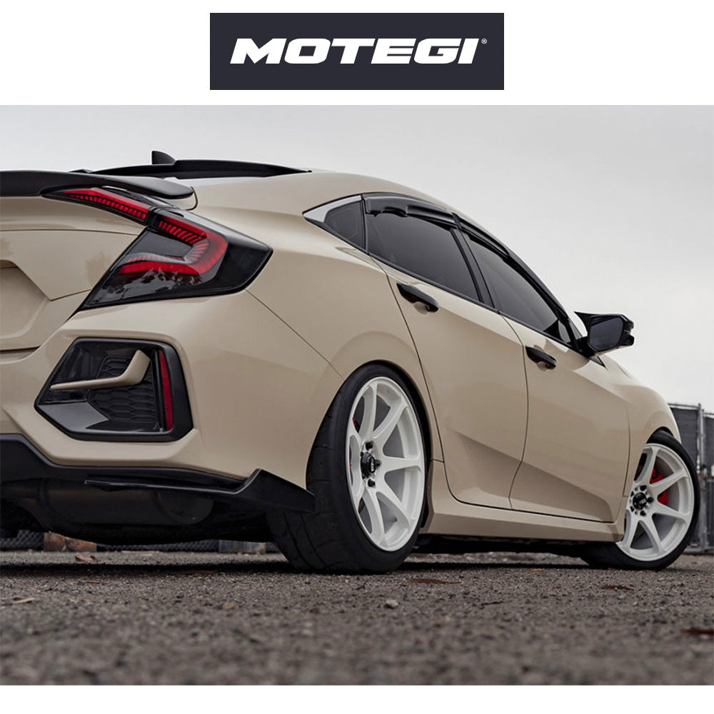 ホンダ シビック用 モテギ レーシング バトル 18x8J ET 30 ホワイト ホイール４本セット (消費税、送料込み)