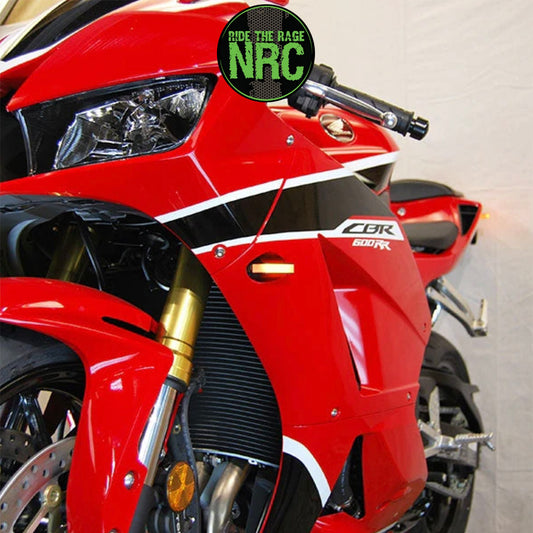 ２０１３年から２０２２年式モデル ホンダ ＣＢＲ６００ＲＲ 用 NRC ニューレイジサイクル LEDフロントターンシグナルキット (ミラーカバー付き) HONDA CBR 600RR FRONT SIGNALS (2013-2022) (送料無料)