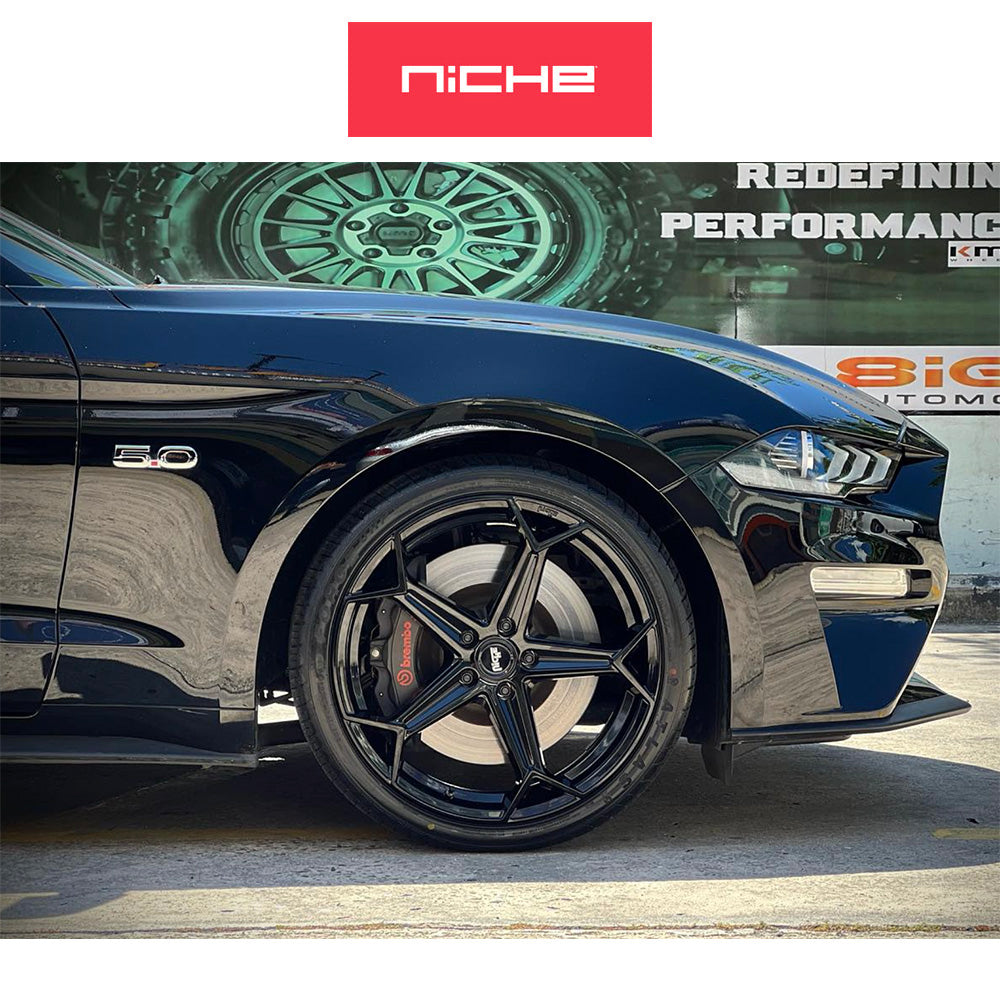 テスラモデルＹ用 ニッチ アロー 20x10.5J ET 40 フロント&リア グロスブラック ホイール４本セット　Niche ARROW 20X10.5 5X4.5 72 BL 40MM (消費税、送料込み)