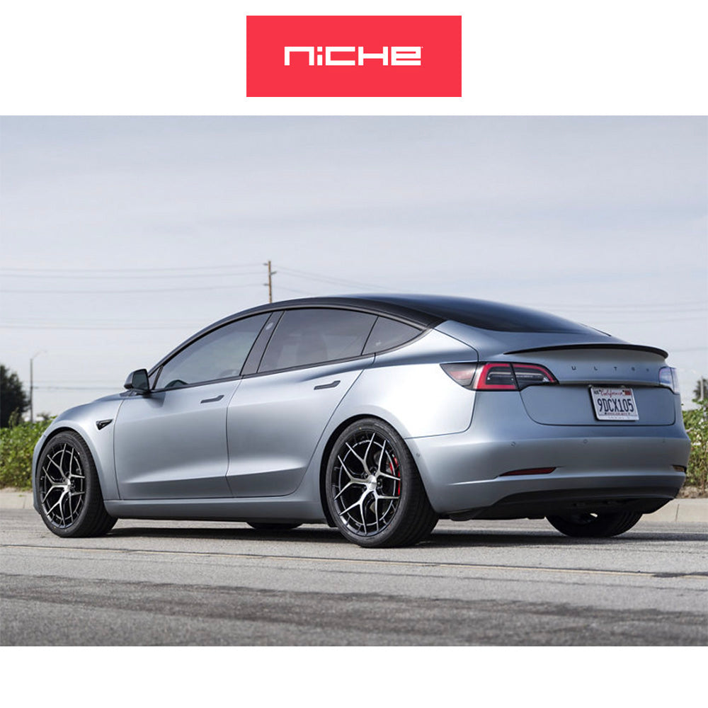 テスラモデル３用 ニッチ リビエラ 20x9J ET 35 フロント、リア グロスブラック マシニング加工済みフェイス フリーフォームホイール４本セット (消費税、送料込み)