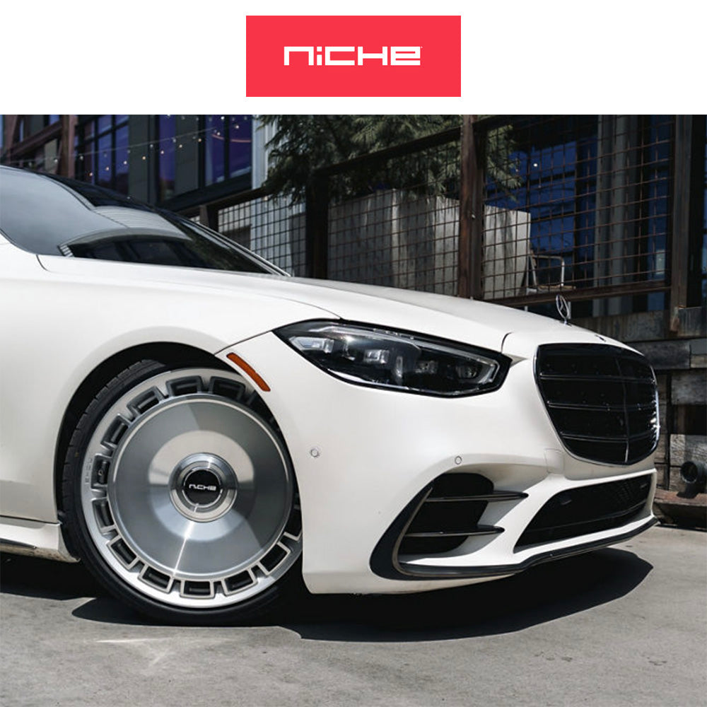 ＢＭＷ Ｍ５(2018-2023年式)用 ニッチ ベニス 22x9J ET 20 フロント、22x10J ET 35 リア グロスシルバー / マシーンドフェイス フローフォーミング・アルミニウムホイール４本セット (消費税、送料込み)