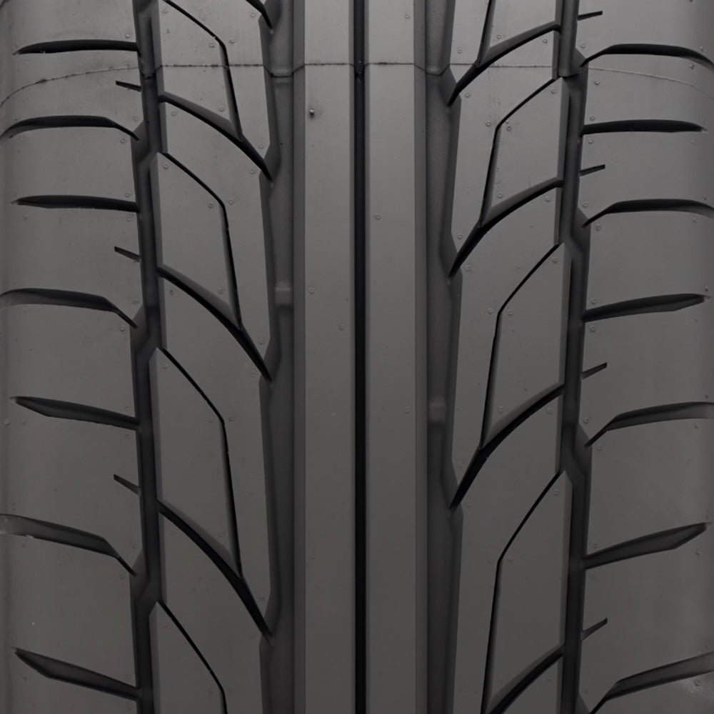 日産フェアレディＺ (Version S、 Version ST)用 ニットー NT555 G2 255/40ZR19フロント、275/35ZR19 リア サマータイヤ４本セット　NITTO  NT555 G2 Ultra High Performance Summer for Nissan Z (送料無料)