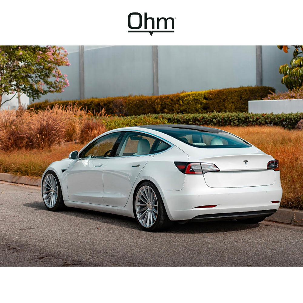 テスラ モデル３ (TESLA Model 3)用 OHM プロトン 17x7J シルバーミラーフェイス ホイール４本セット OHM Proton OMPTN OMPTN 17X7 5X4.5 SLV MIR-FC 50MM (送料無料)