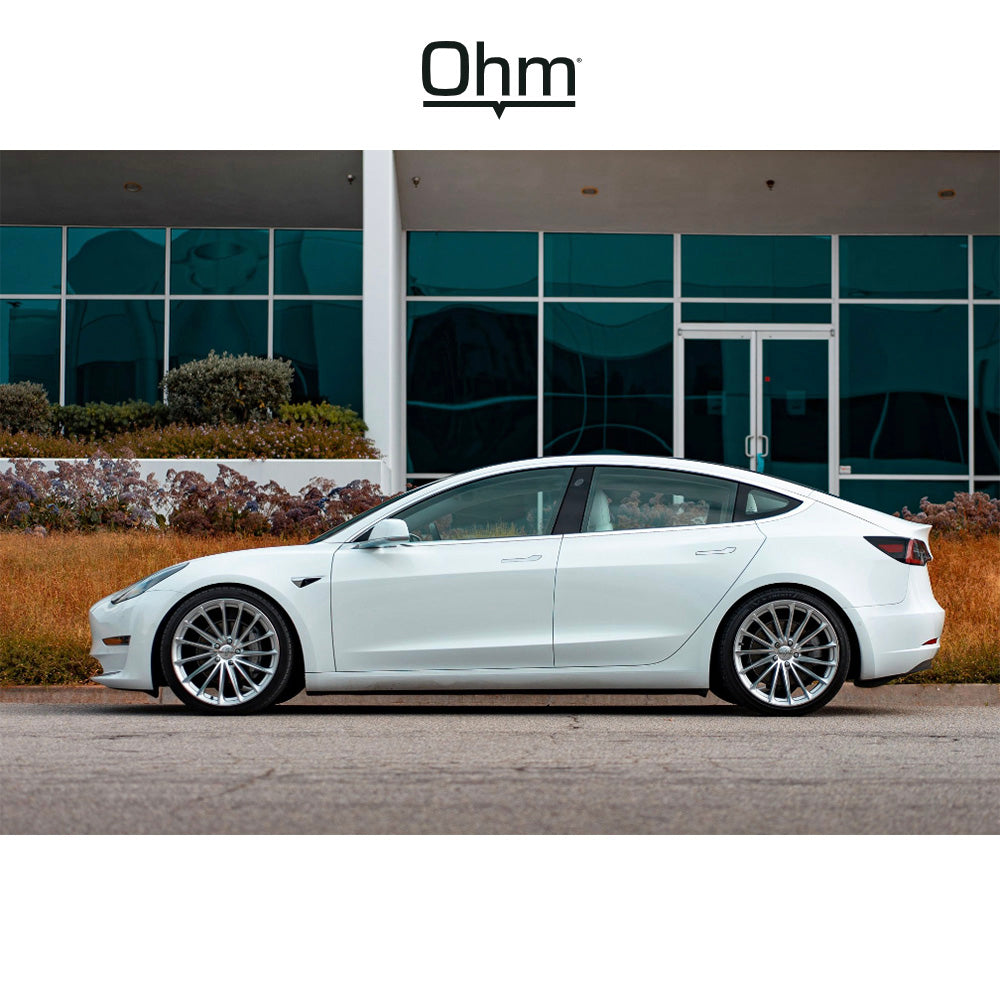 テスラ モデル３ (TESLA Model 3)用 OHM プロトン 17x7J シルバーミラーフェイス ホイール４本セット OHM Proton OMPTN OMPTN 17X7 5X4.5 SLV MIR-FC 50MM (送料無料)