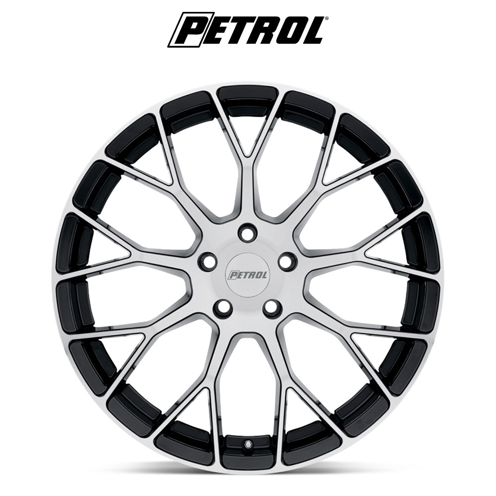 テスラモデル３用 ペトロール P2B 18x8J ET 40 フロント、リア グロスブラック／マシニングカットフェイス ホイール４本セット　Petrol PE P2B 18X8 5X4.5 76 G-BLK MACH +40 (消費税、送料込み)